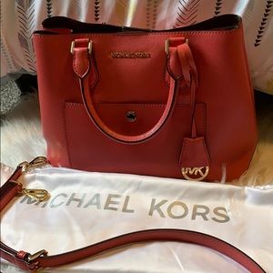 SALE!!!! Michael Kors coral satchel crossbody